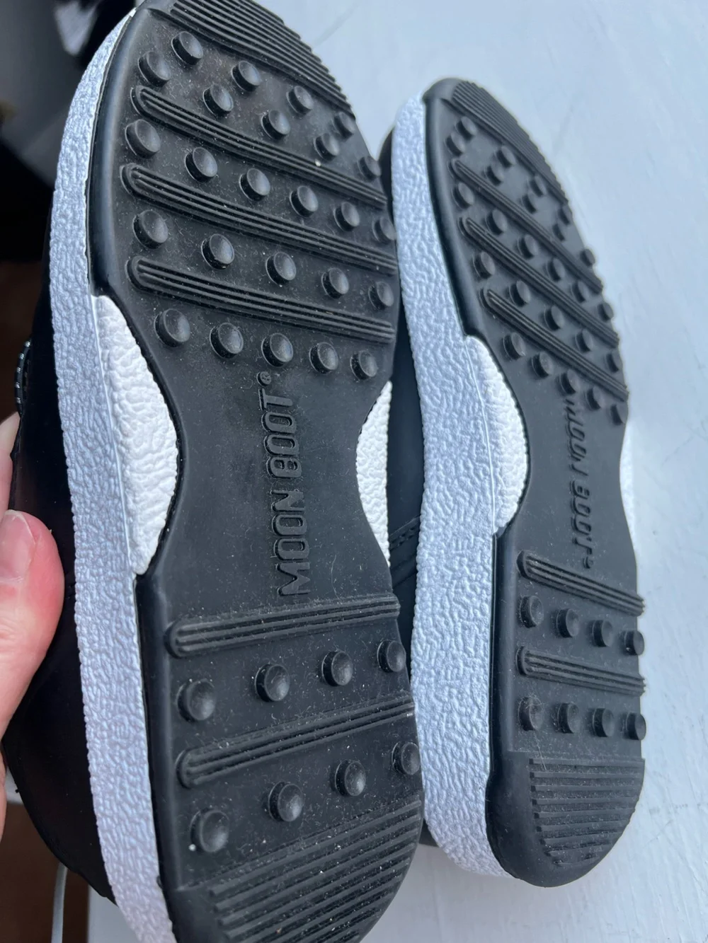 Moon Boot wrap around
